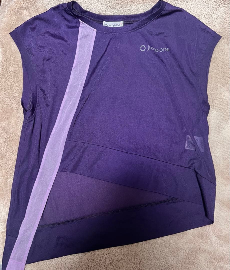 JUMPONE タンクトップ　アパレル