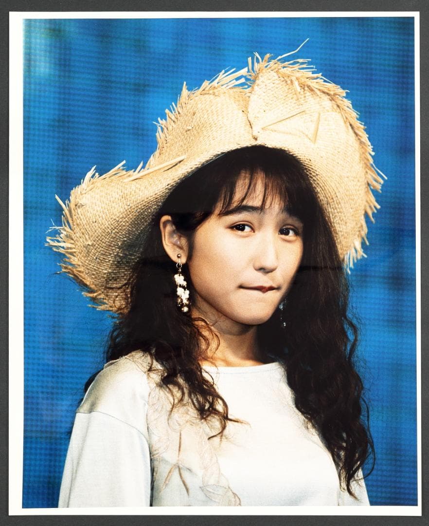 姫乃樹リカ　写真　全紙　約457ｘ560mm　2枚　全紙用額縁1個付