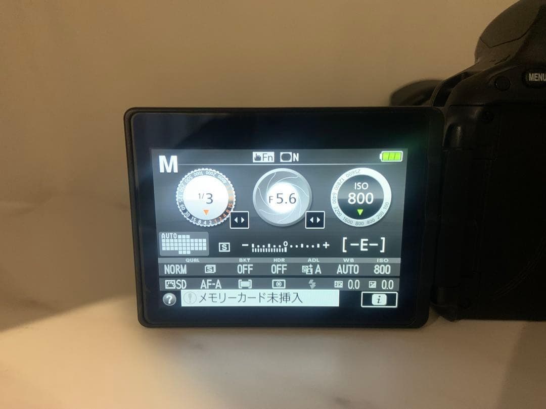 カメラバックなし価格♪ Nikon D5500 WiFi搭載 タッチパネル