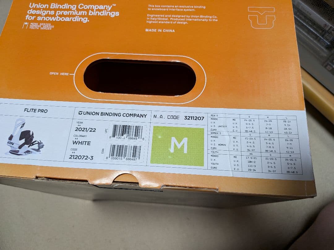UNION FLITE/PRO スノーボードビンディング ホワイト