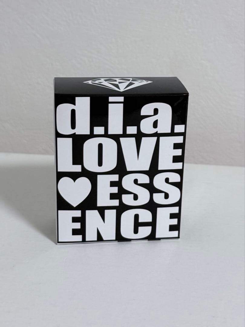 d.i.a. 30mL 香水　ラブ　エッセンス　新品　未使用
