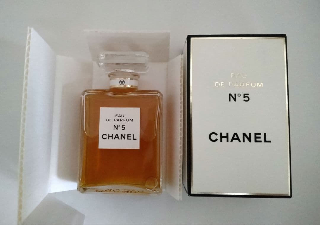 【新品】CHANEL N°5 オードパルファム 50ml シャネル 香水