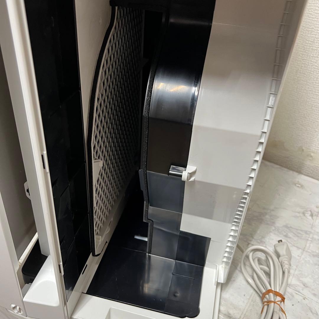 ダイキン 加湿空気清浄機 MCK70WBK-W ホワイト