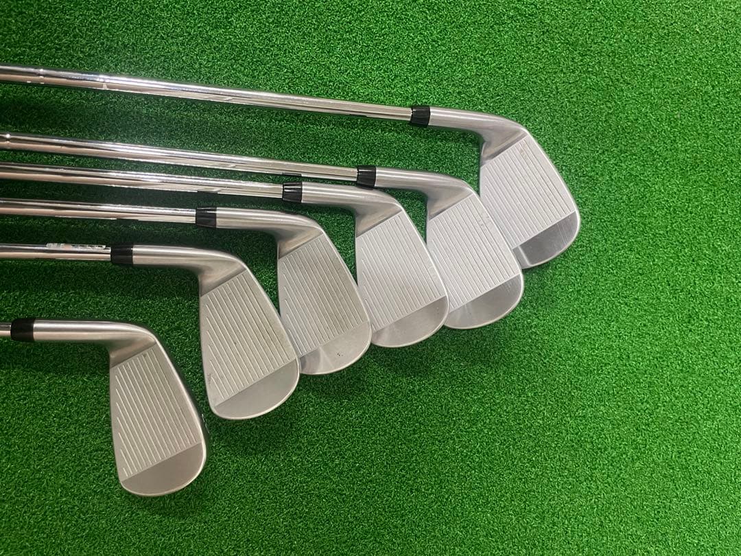 ゼクシオeks2022アイアン　5〜P モーダス105R