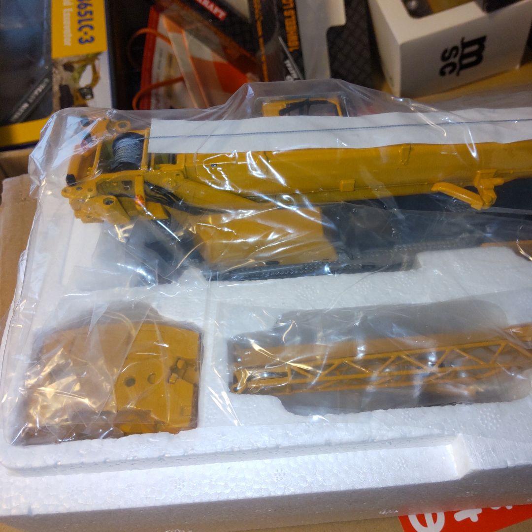 Liebherr LTM 1090-4.2 モバイルクレーン