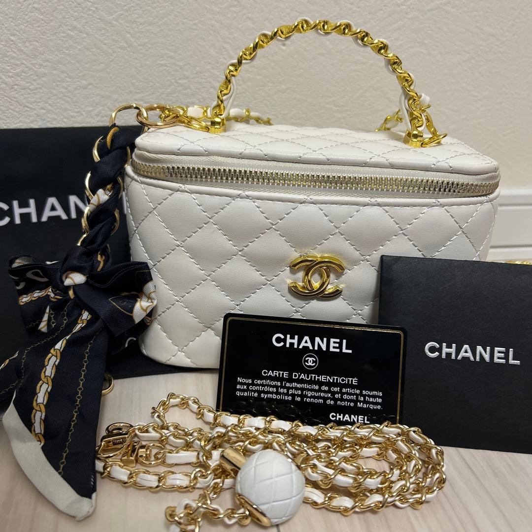 シャネル ノベルティ ポーチ バニティバッグ