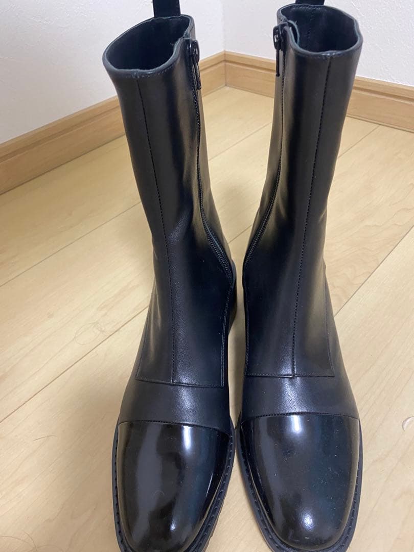 TSURU By MARIKO OIKAWA 未使用試着のみ　ショートブーツ