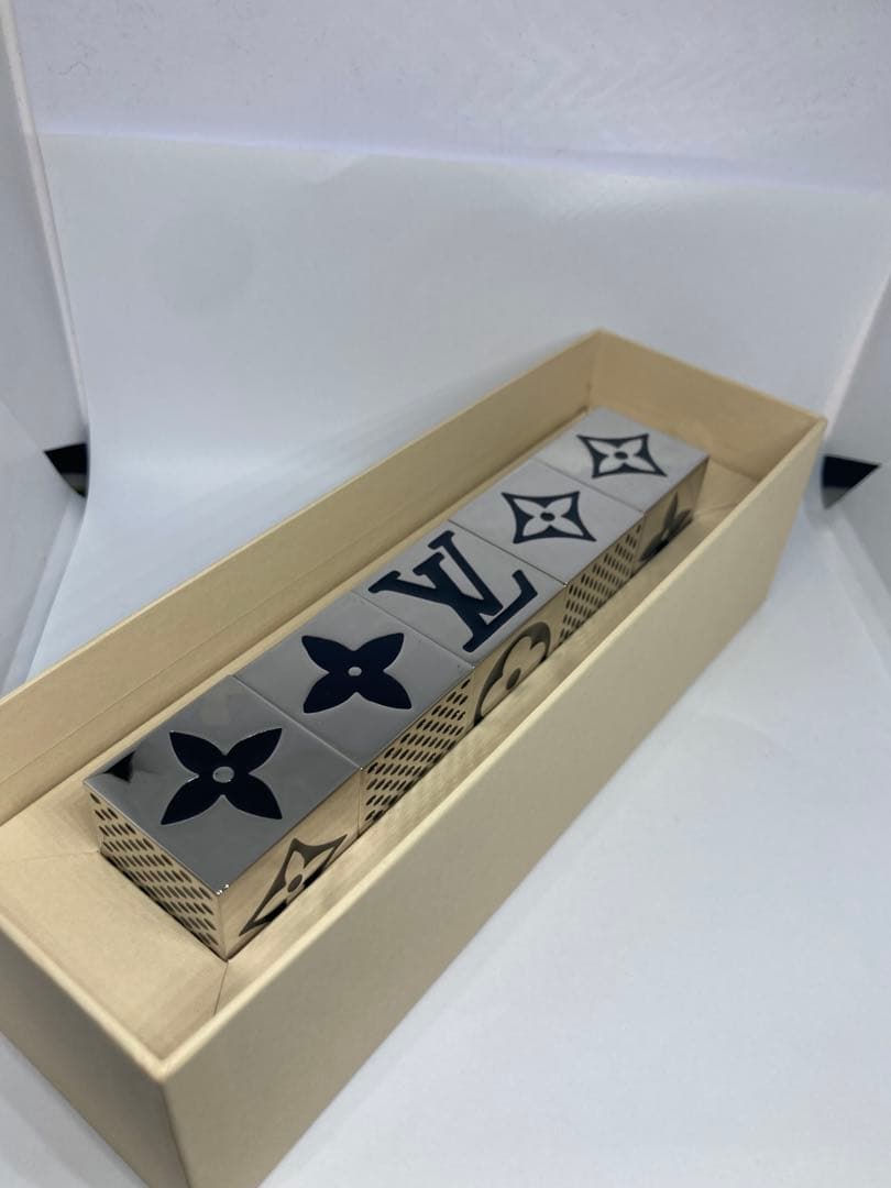 ヴィトン キューブ ゲーム ダイス サイコロ メタル