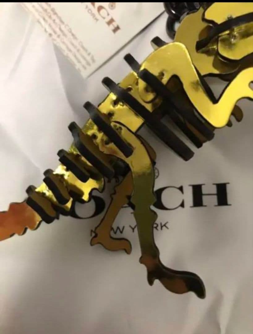 COACH レキシーバックチャームキーホルダー未使用に近い