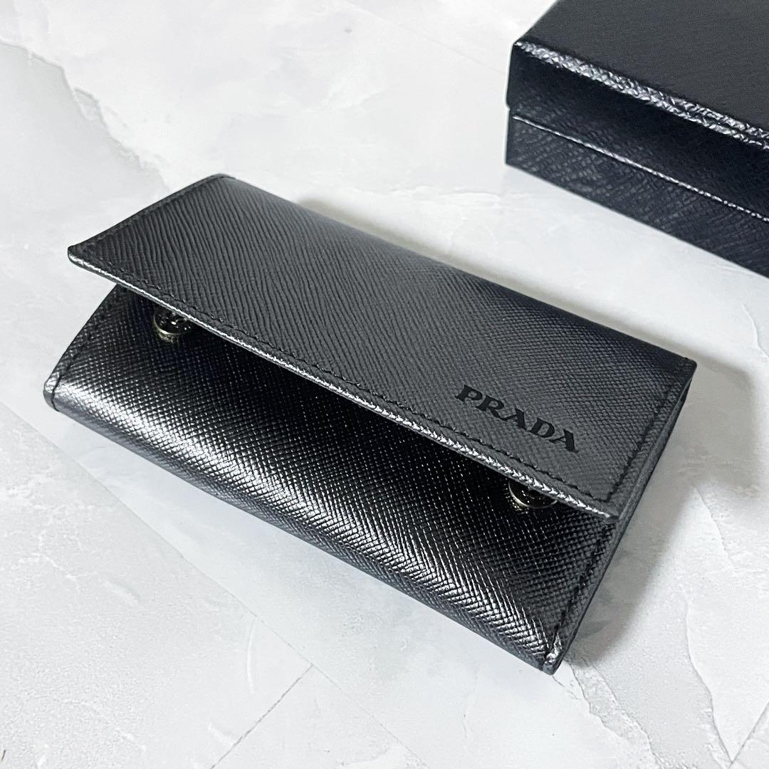 【極美品・完品】PRADA サフィアーノ 6連キーケース ギャランティカード付