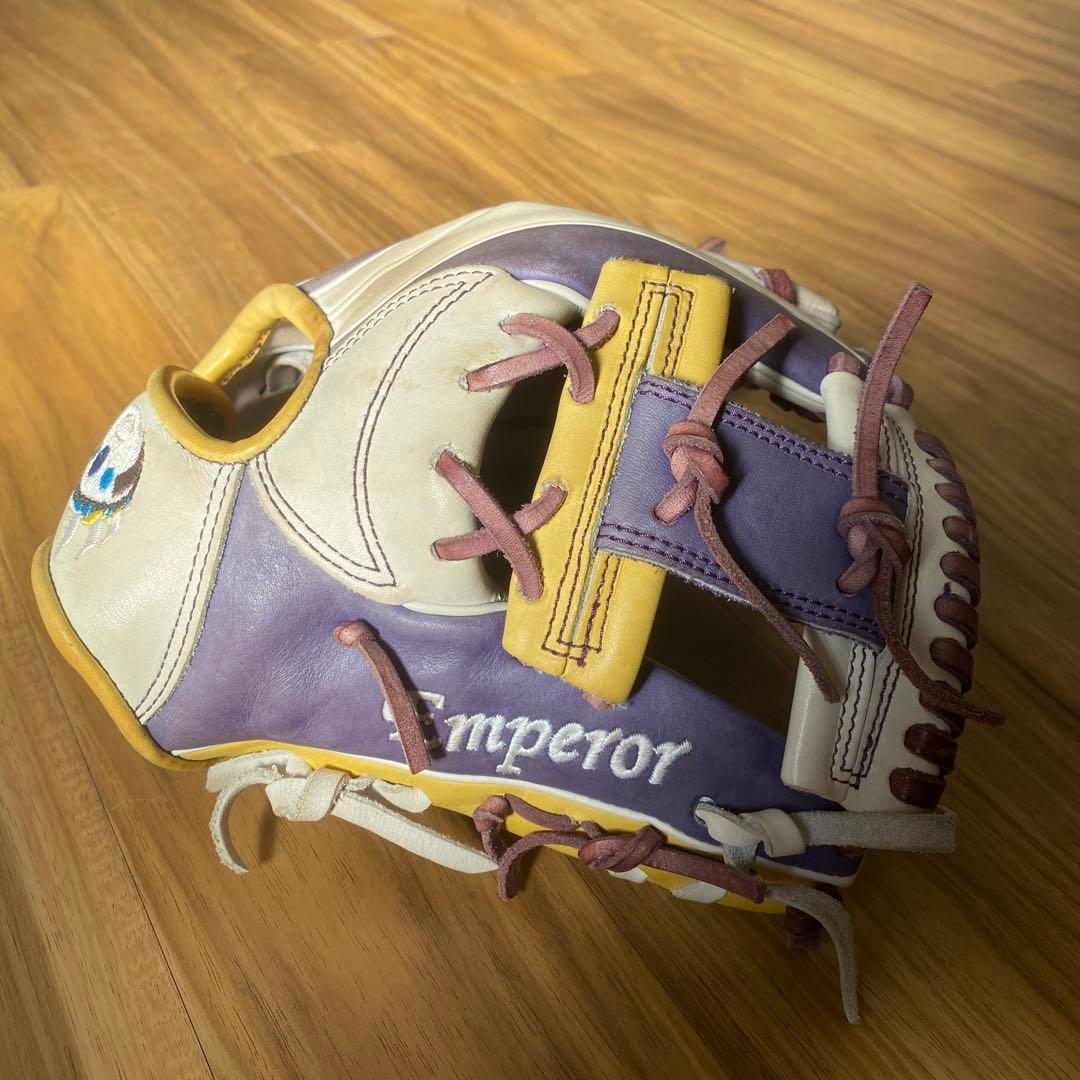 Emperor 硬式グローブ 紫/黄色　内野用