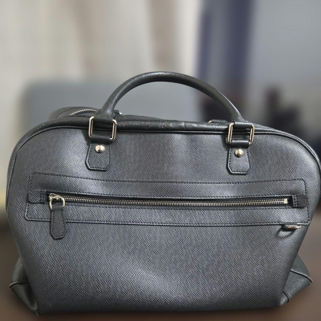 ブラックビジネスバッグ 合成皮革　ルイヴィトン