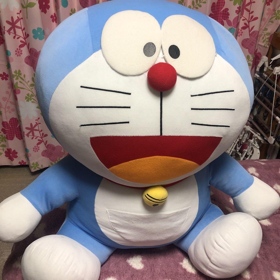 ドラえもん ぬいぐるみ　等身大