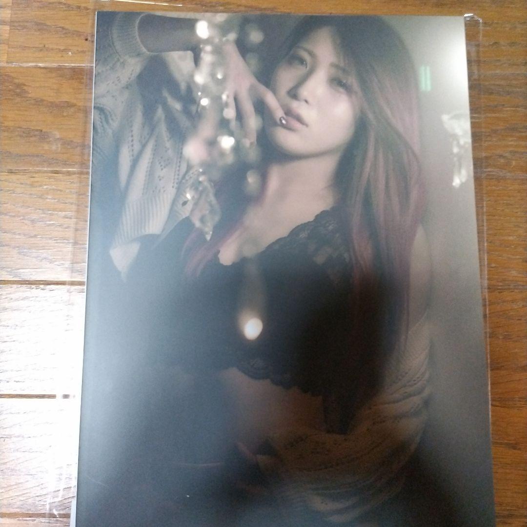 林下詩美、写真集、 STARDOM 写真集