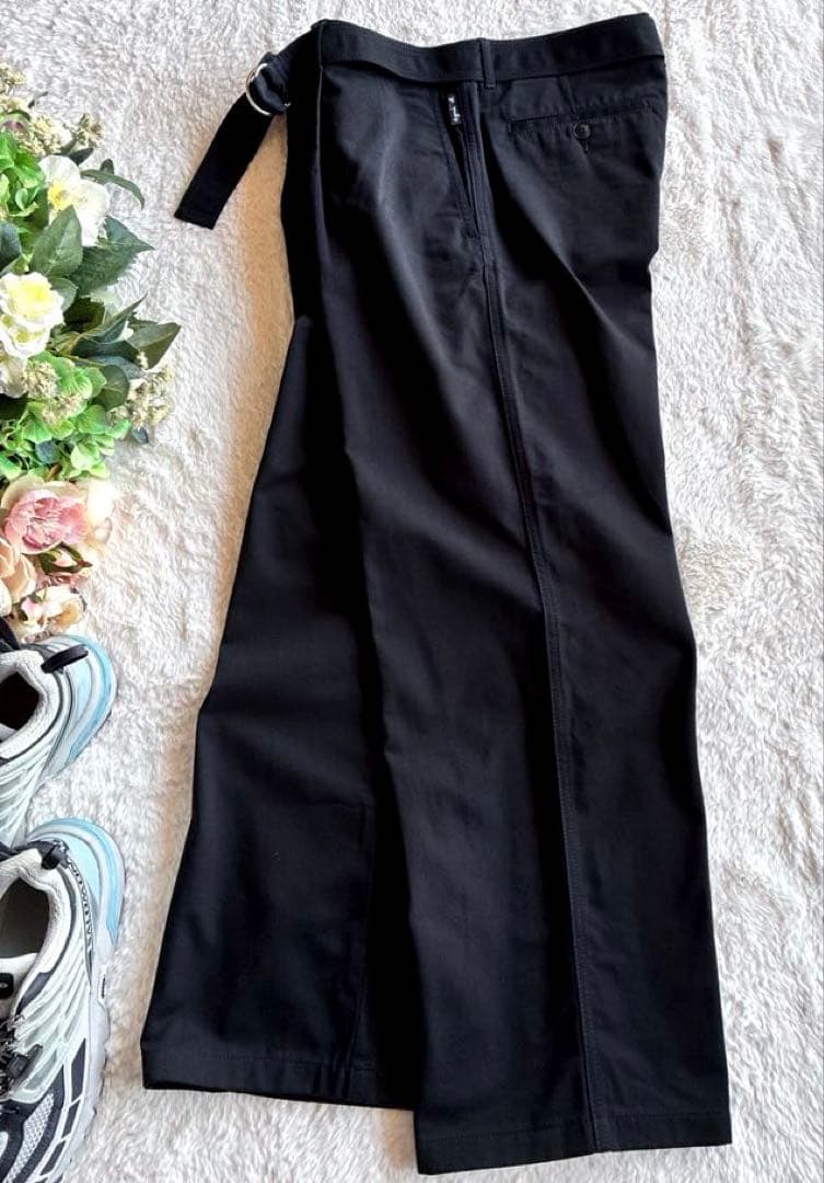 アニエス・ベーオムほぼ未使用コットン黒ワイド パンツ　ツータック　大きいサイズ