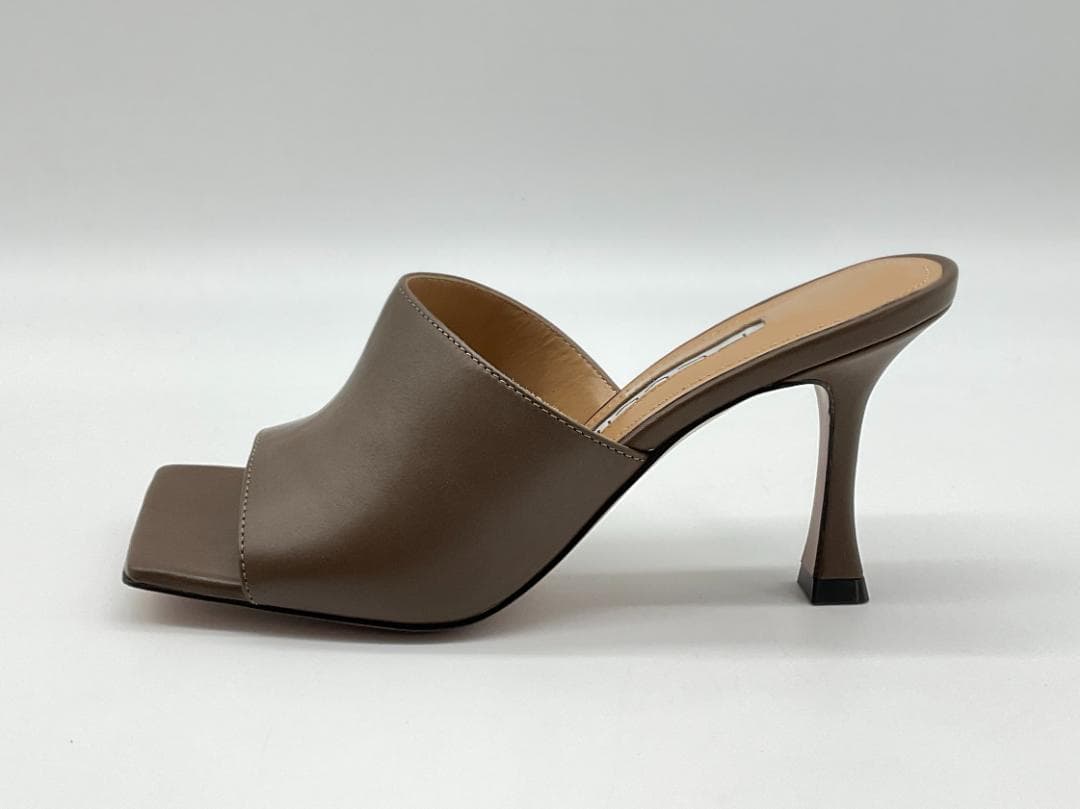 【新品】PELLICO レザーヒールサンダル ブラウン 35