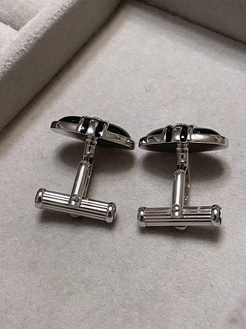 美品　MONTBLANC カフス　オニキス　 オーバル　シルバー　ブラック
