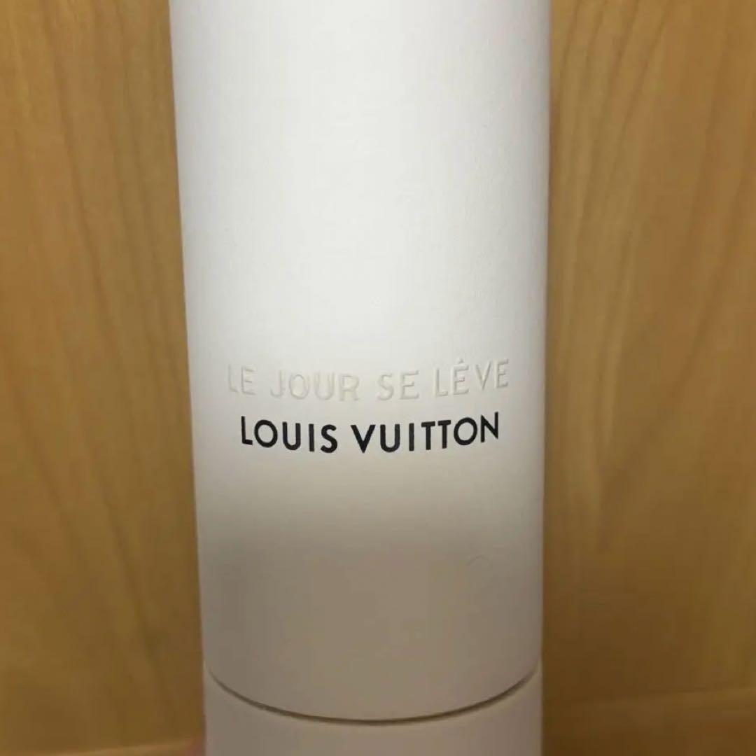 LE JOUR SE LÈVE LOUIS VUITTON 香水　ルジュール