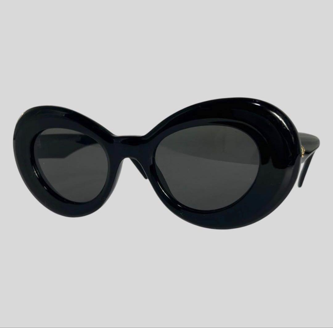 LOEWE キャットアイサングラス