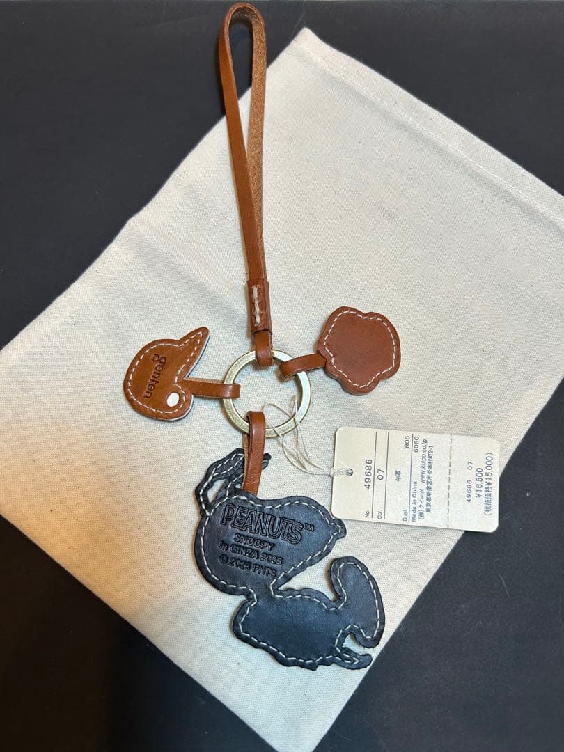 genten ゲンテン レザーチャーム 野球　　Snoopy スヌーピー 新品