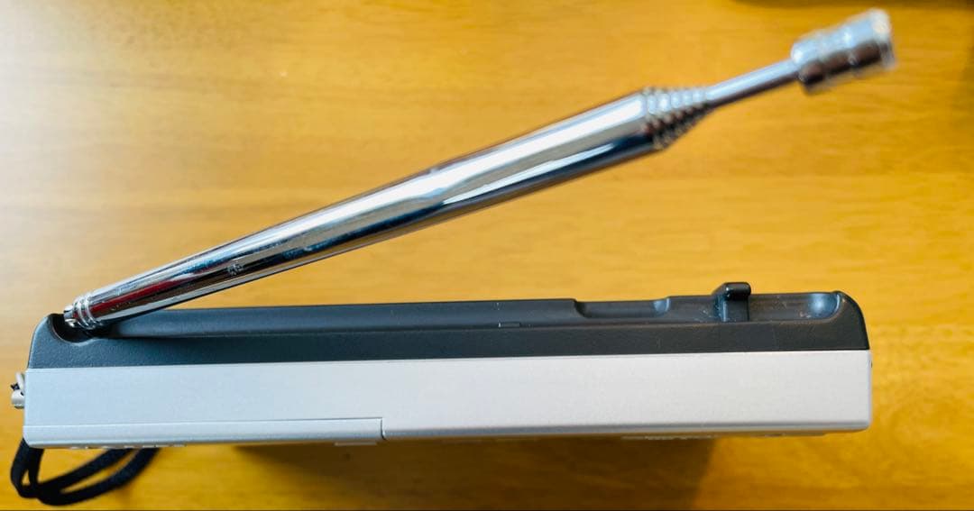 〈中古〉SONY ICF-SW7600GRラジオ ワールド版