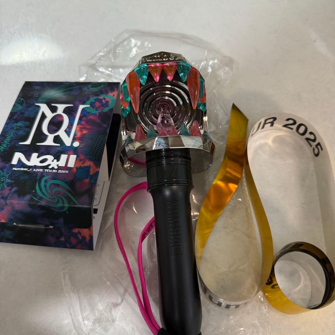 number_i ペンライト　銀テープ