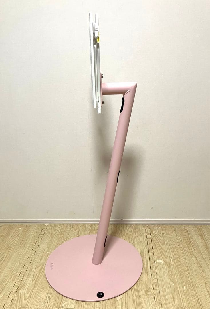 美品 送料無料 EQUALS テレビスタンanataIRO 24型〜45型対応