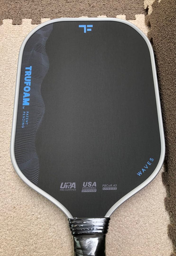 CRBN TruFoam TFW3 ピックルボールパドル