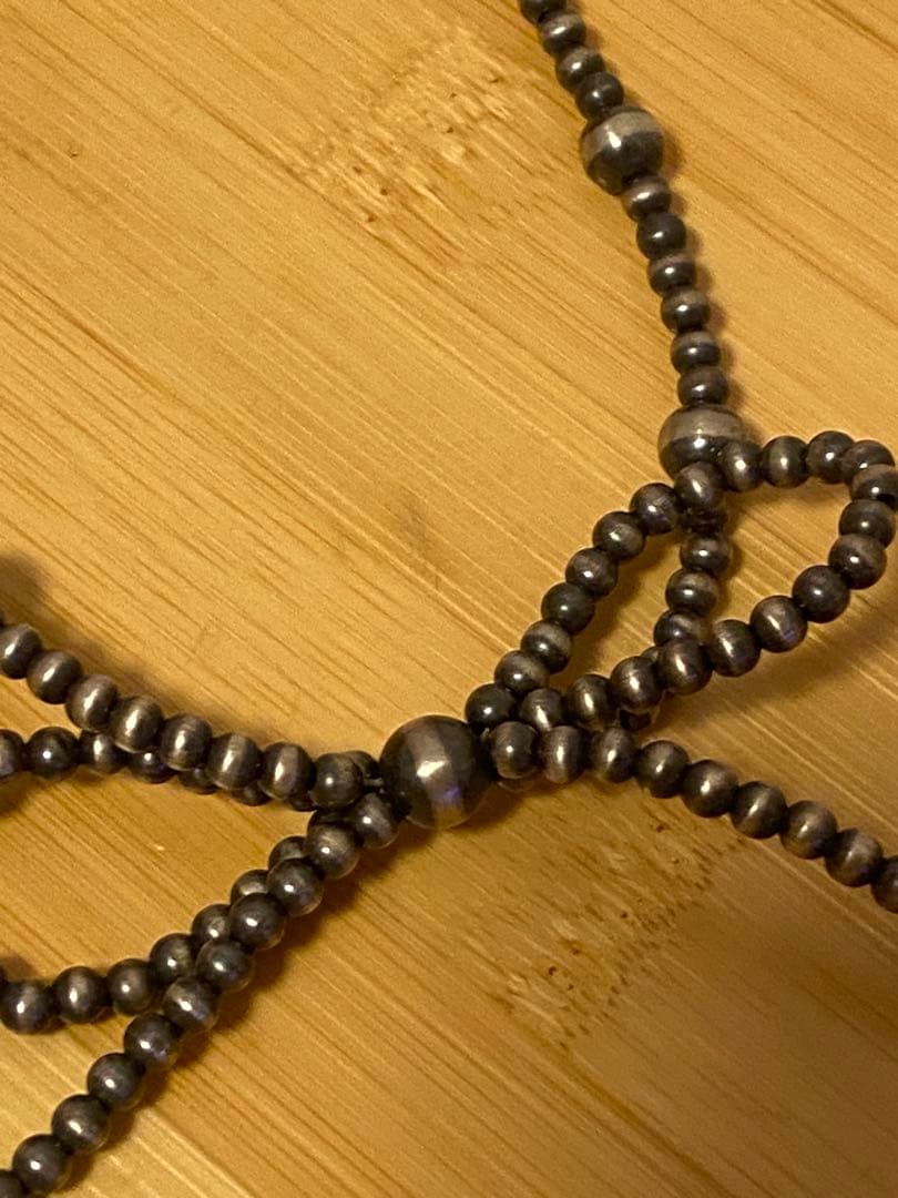 ナバホパールネックレス　りぼん　くすみあり