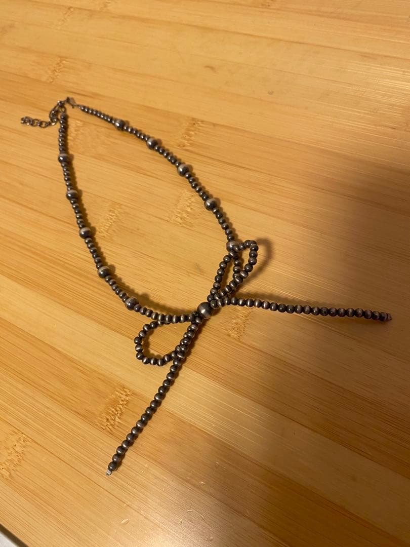 ナバホパールネックレス　りぼん　くすみあり