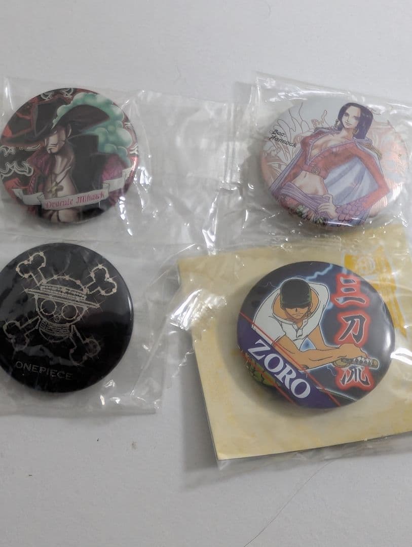 激レア　未開封　ワンピース　初期　缶バッジ　まとめ売り