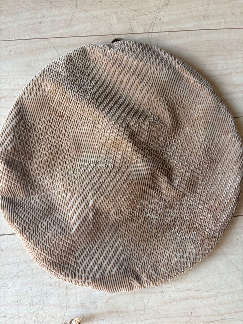 ミナペルホネンピザバッグ中