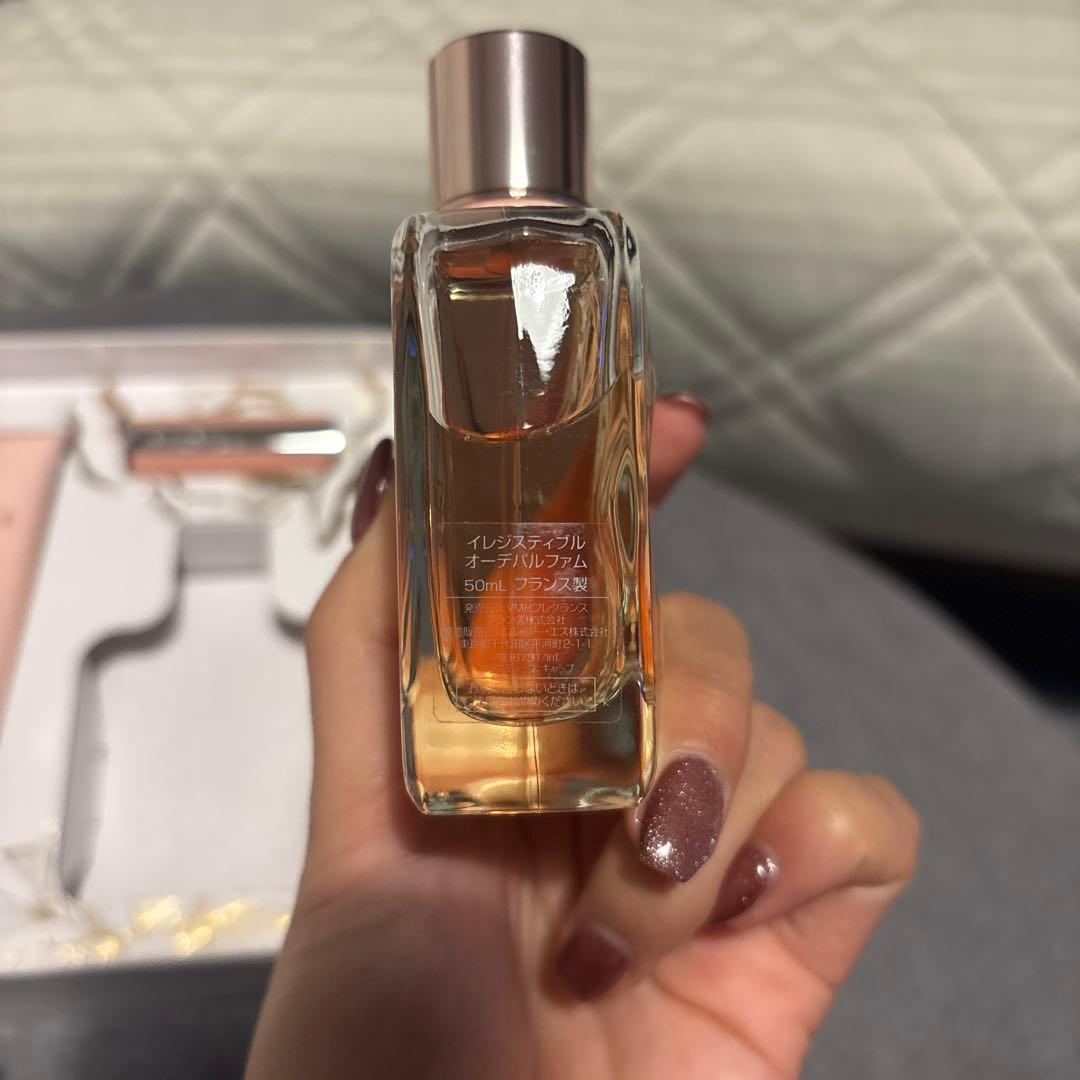 ジバンシー イレジスティブル オーデパルファム