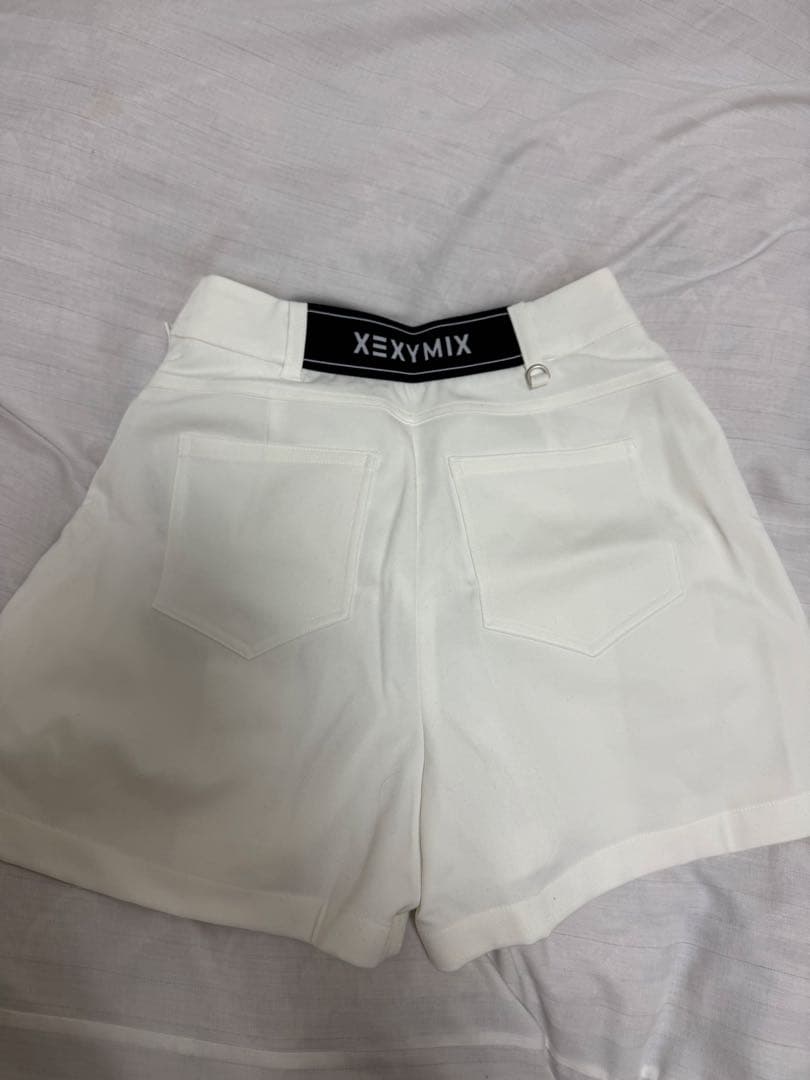XEXYMIX ホワイト ゴルフショートパンツ Sサイズ