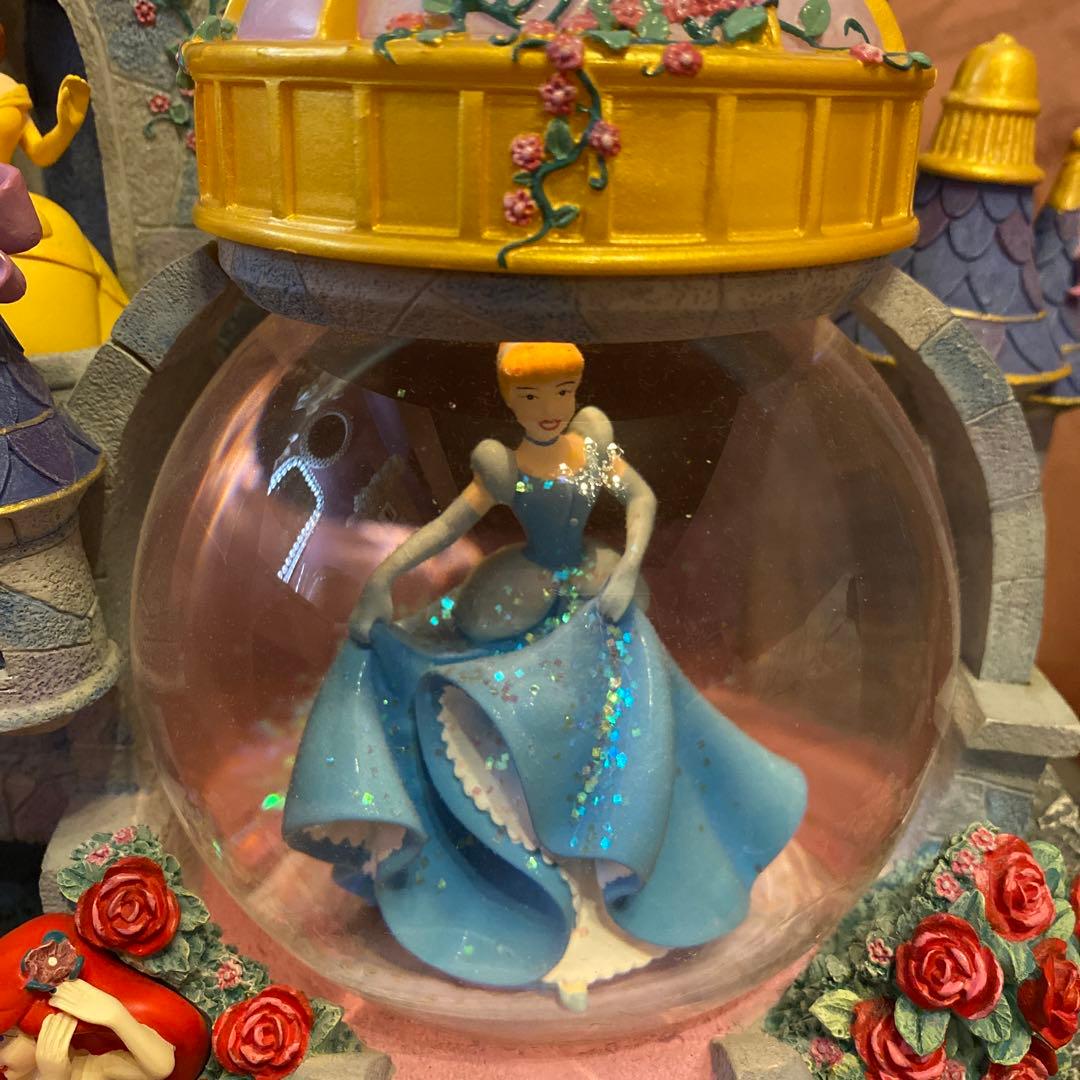 ディズニープリンセス　スノードーム　ビックサイズ　31センチ