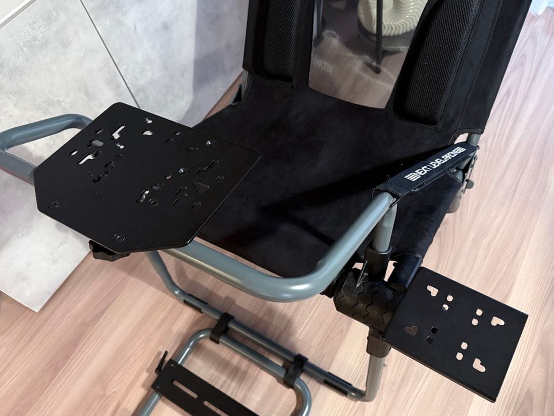 Next Level GT Lite レーシング チェア レーシングコックピット