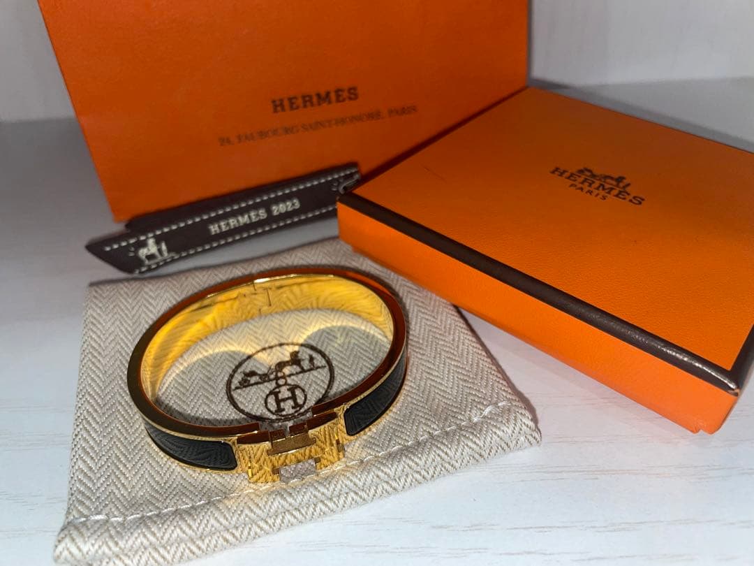 エルメス エナメルブレスレット クリック 箱付き