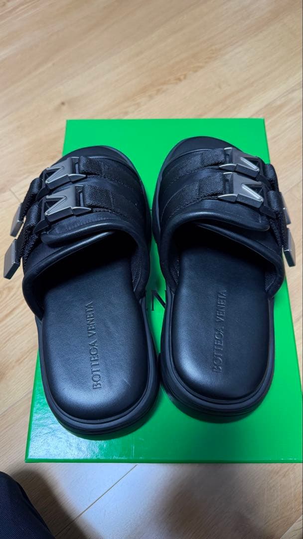 ボッテガヴェネタ サンダル