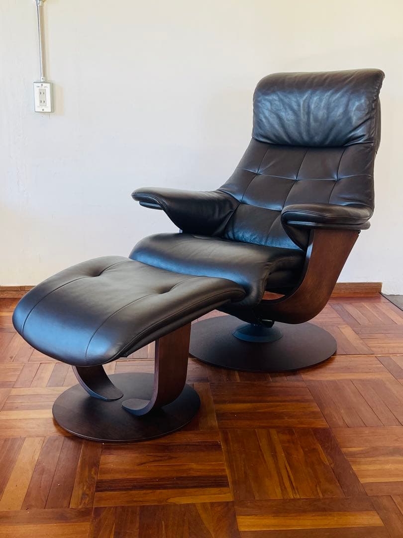 カリモク THE FIRST ザ ファースト リクライニング チェア オットマン