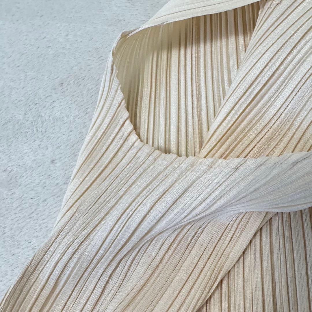 極美品✨PLEATS PLEASE プリーツ　チュニック　アイボリー　Lサイズ