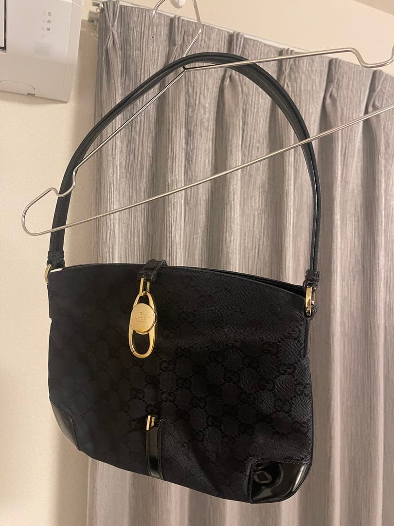 グッチ　ショルダーバッグ