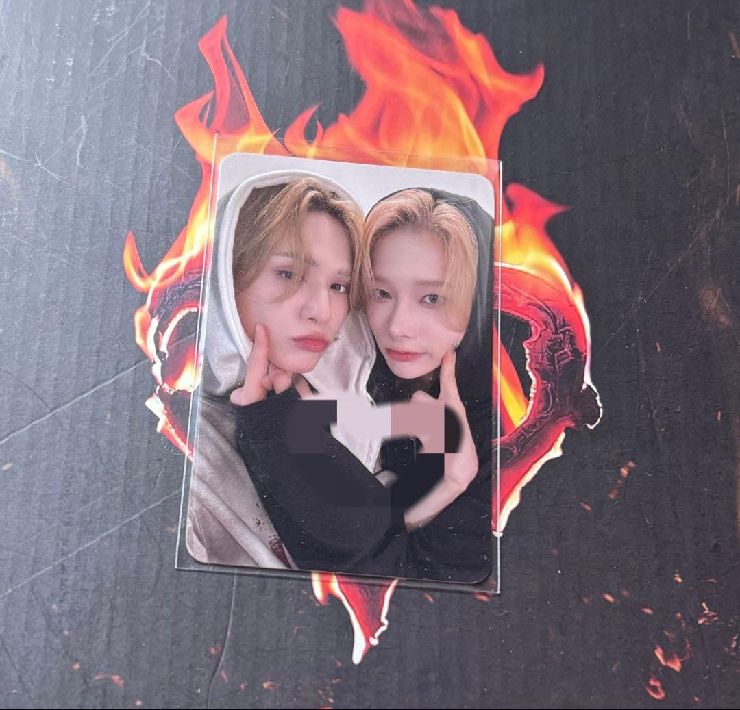 XLOV ウムティ ルイ トレカ