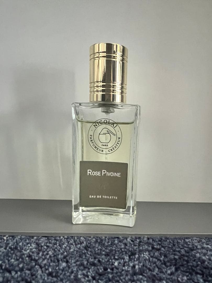 ニコライ　ローズピヴォワンヌ　オードトワレ