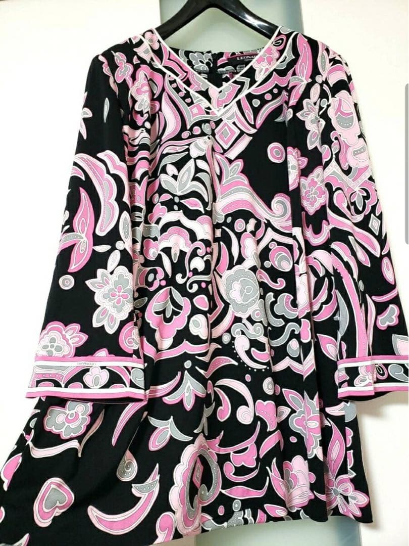 ☆極美品☆　レオナール　カンカン チュニック　ゆったり４０