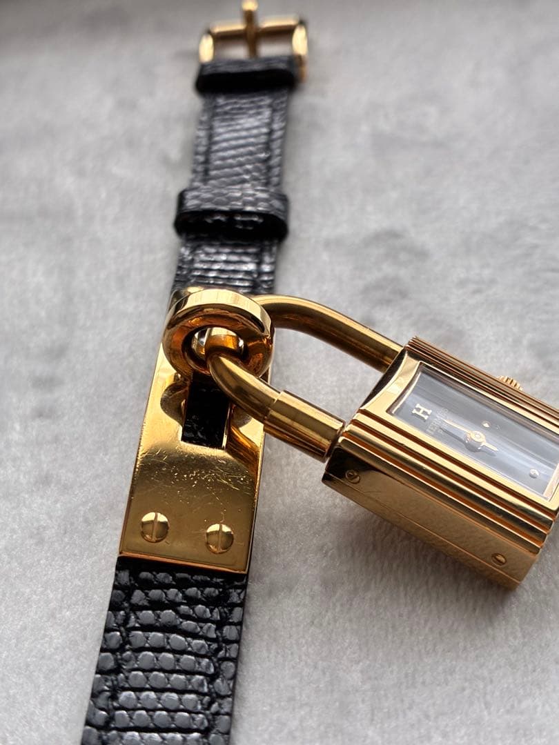 HERMES エルメス　ケリーウォッチ　ブラックレザー