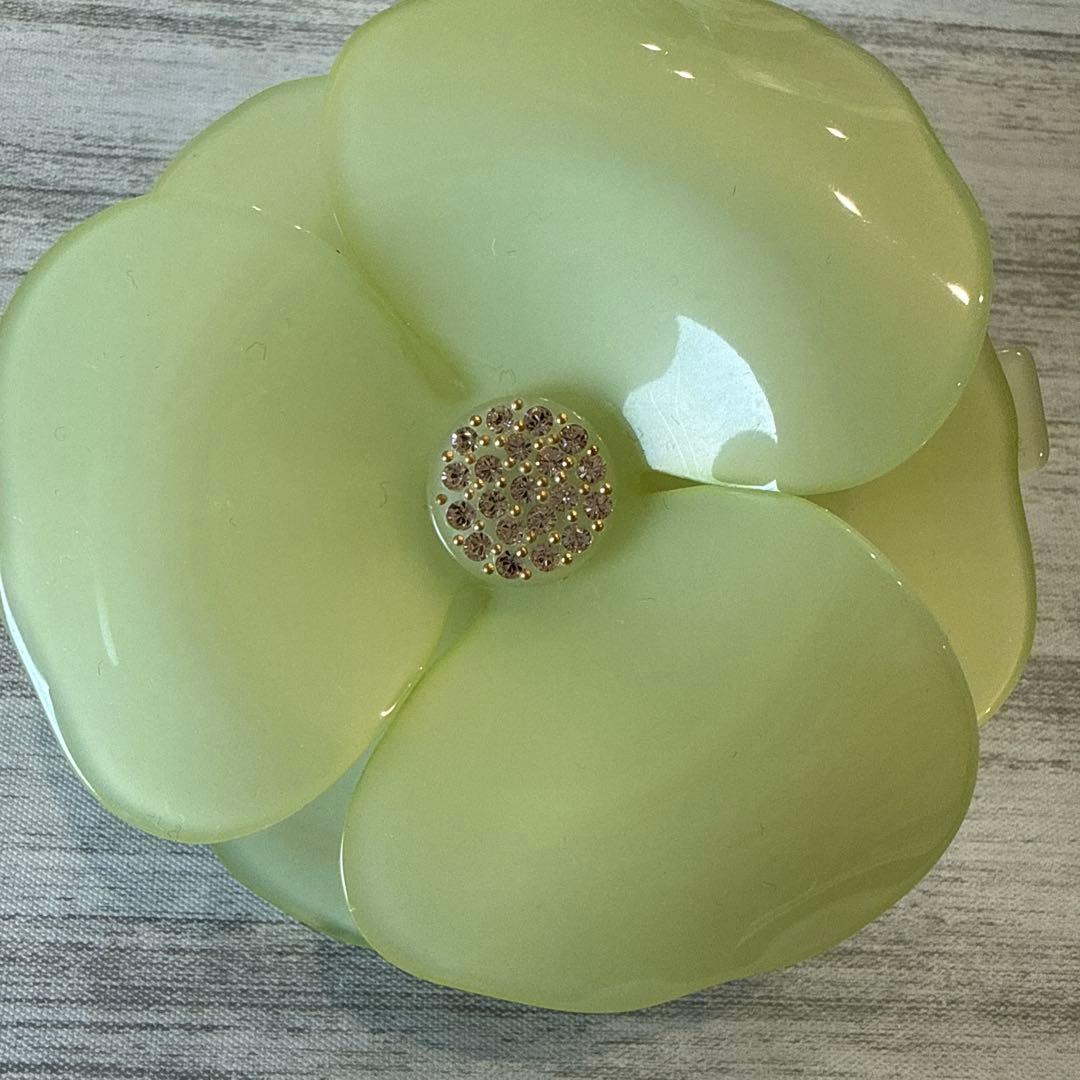 is omine　アレクサンドル　ドゥ　パリ　バレッタ　グリーン