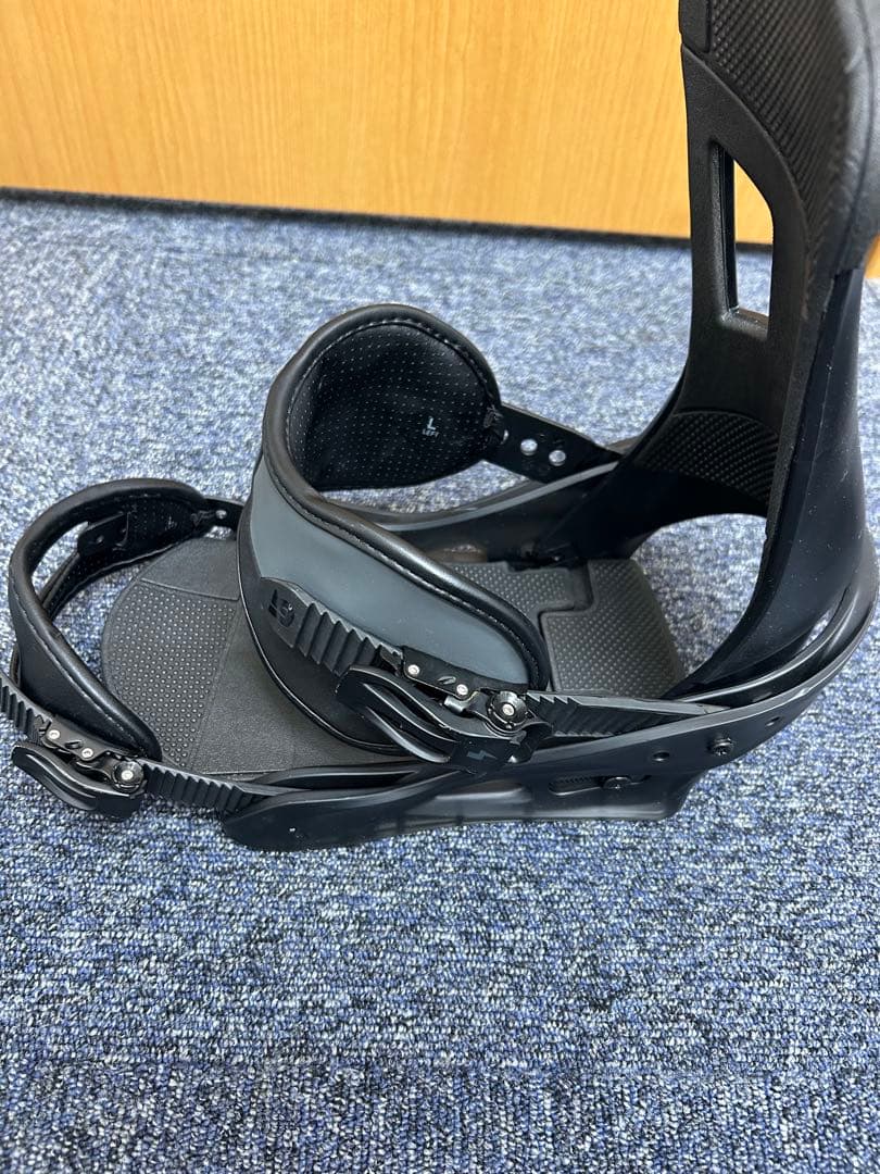 中古品　BURTON フリースタイル　Lサイズ