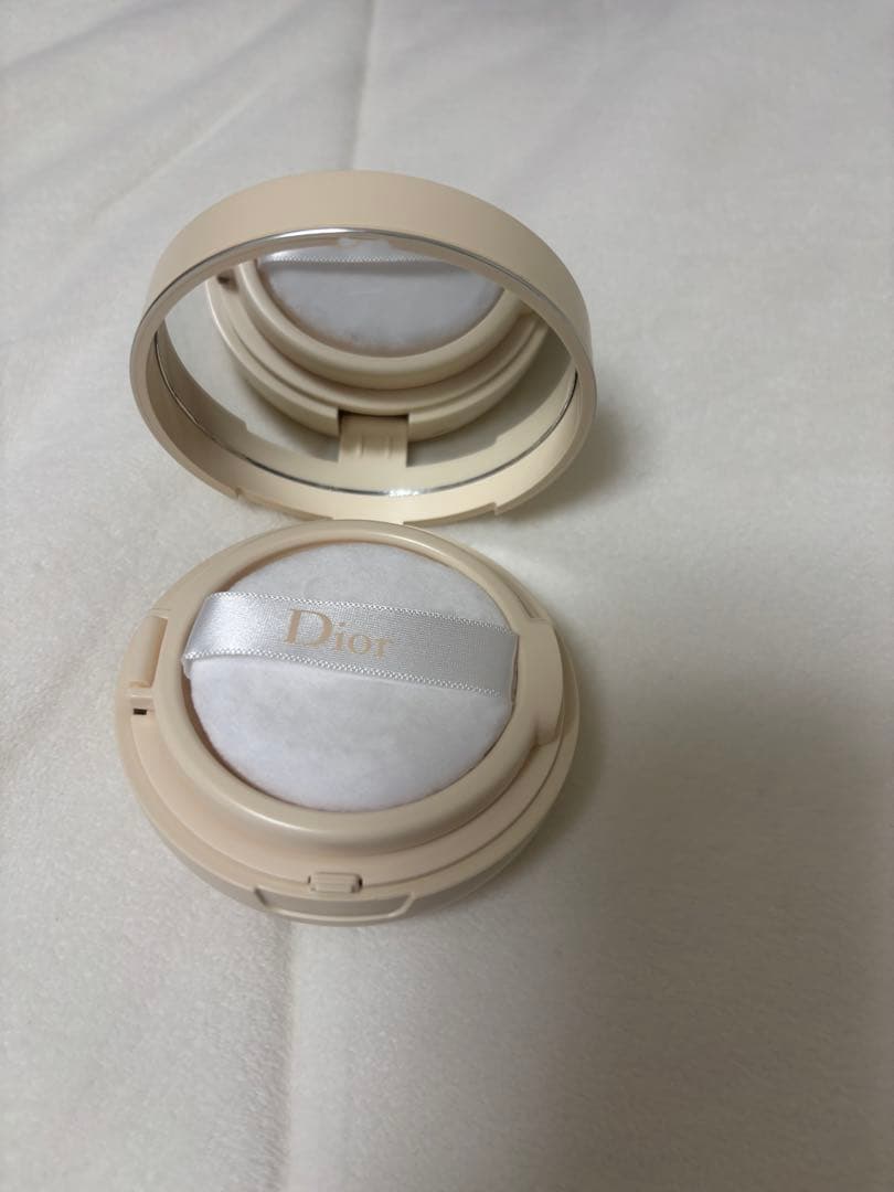 ディオールスキンフォーエヴァークッションパウダー050 ラベンダー新品・未使用