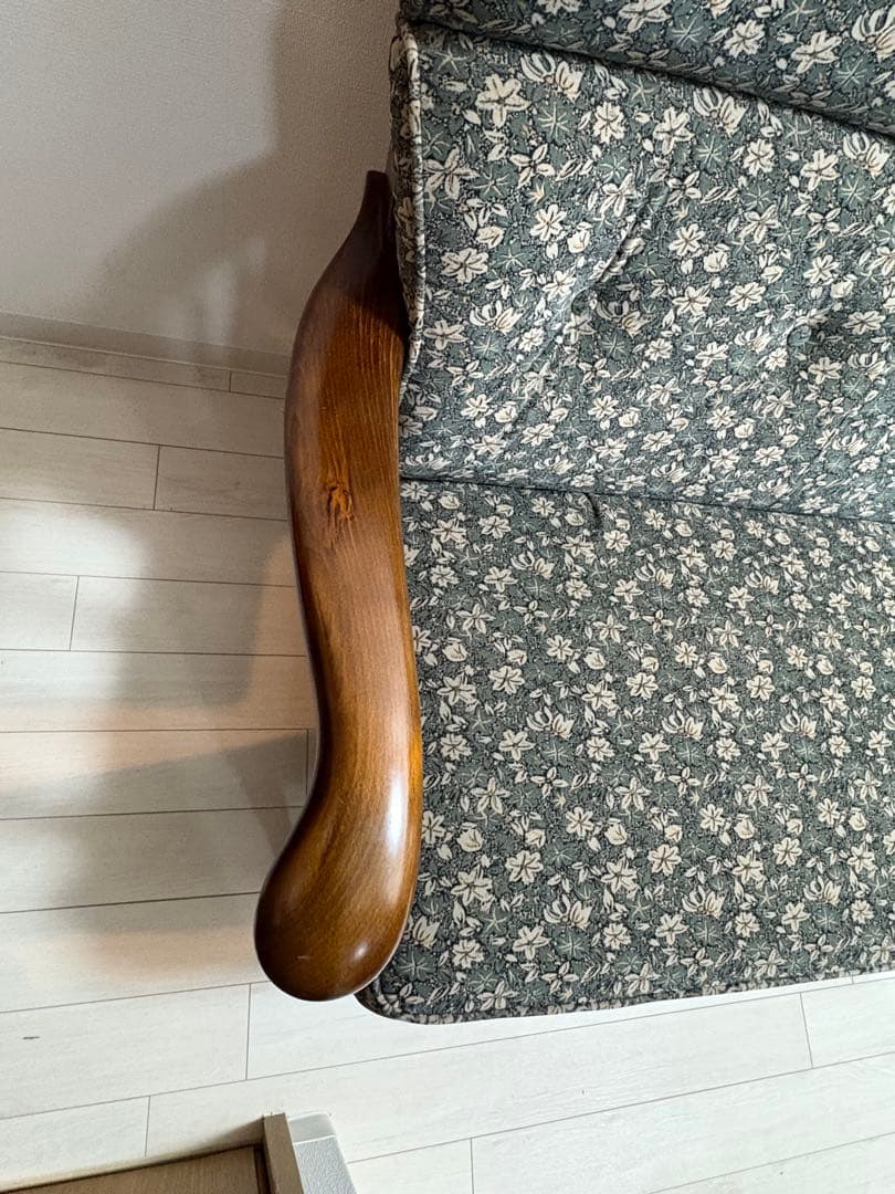 【美品】karimoku 2人掛けソファ 花柄 カリモク コロニアル