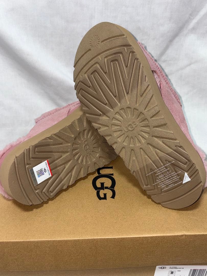 ⭐️新品⭐️UGG ベイヨンナスリッポン(US8)25cm